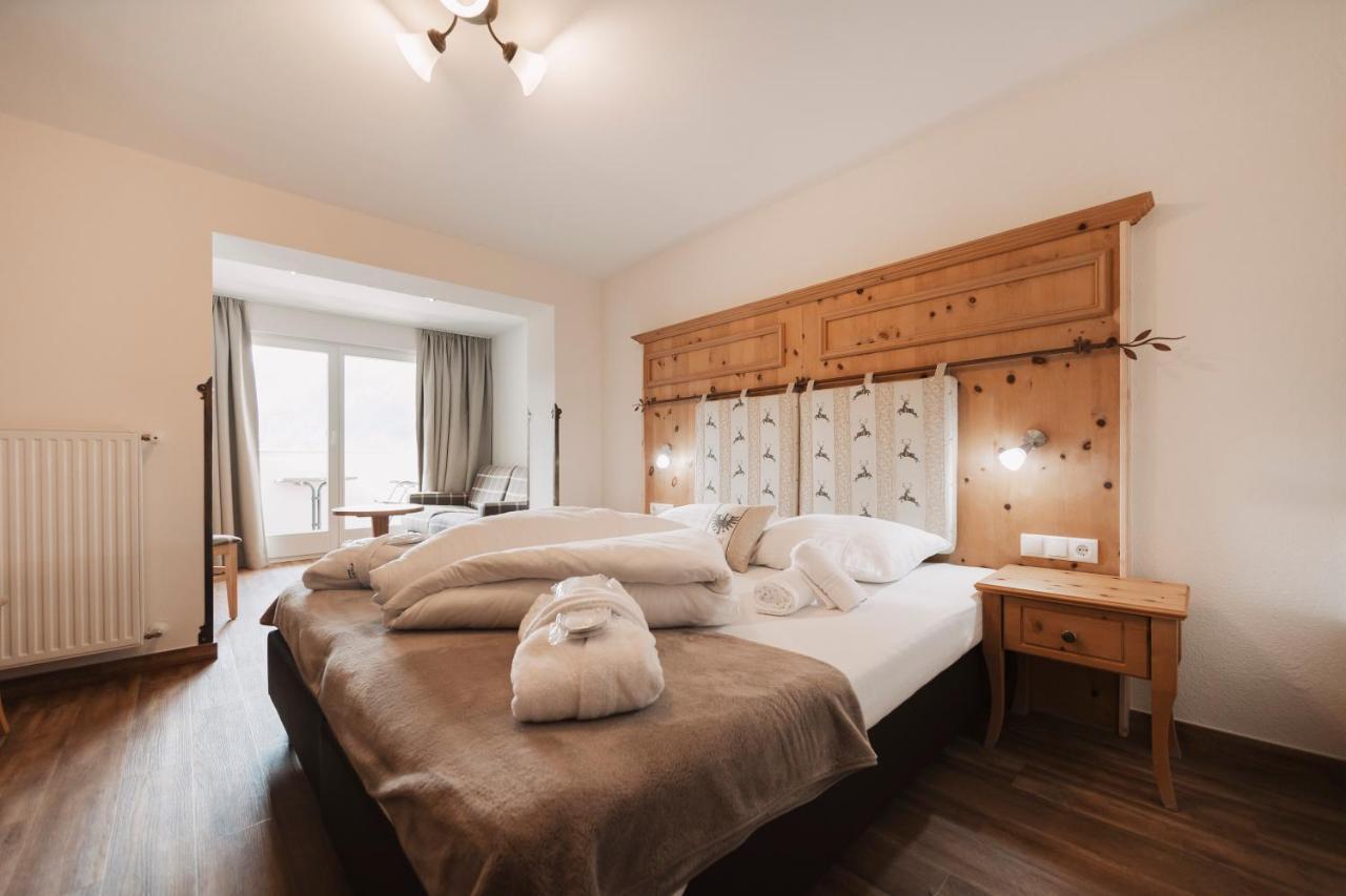 Wellness Aparthotel Panorama Alpin - Ferienwohnungen Jerzens Im Pitztal Exteriör bild